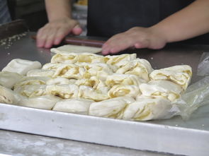  如何制作地方早餐小吃？