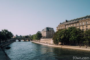 春季去旅游攻略(最全实用的旅行指南)