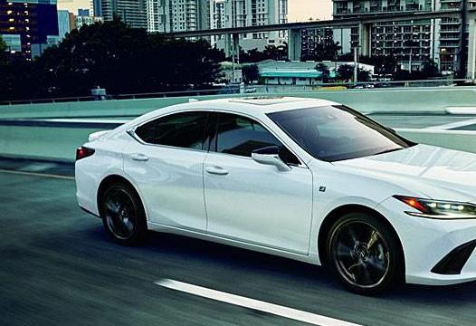 新增车型等级，强化 F Sport 车款配件，新年款雷克萨斯 ES 售价调涨
