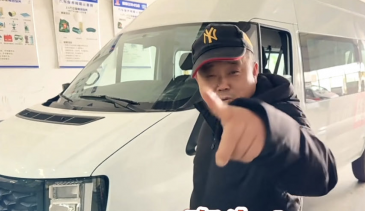 跑货运那种车型好?