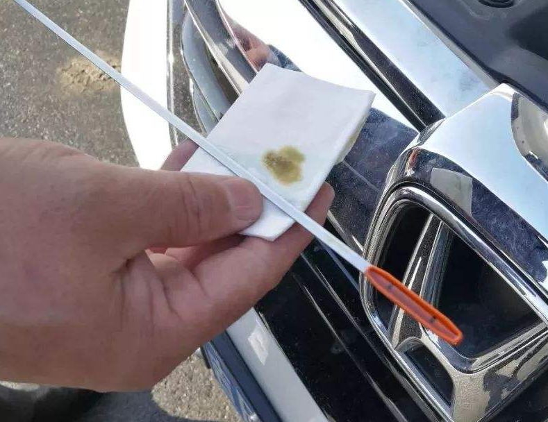 帕萨特烧机油跟废气法有关吗，深度技术解析：机油为何会增多